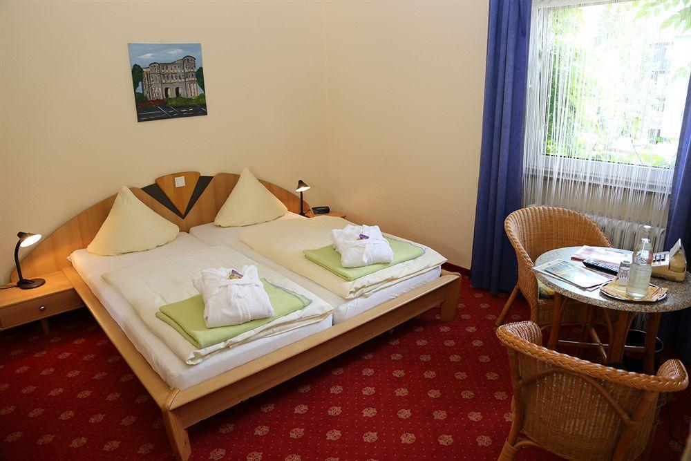 Muehlenthalers Park Hotel Konz Buitenkant foto