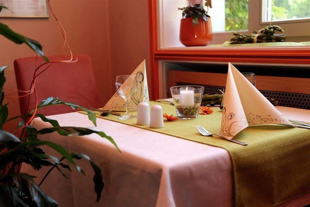 Muehlenthalers Park Hotel Konz Buitenkant foto