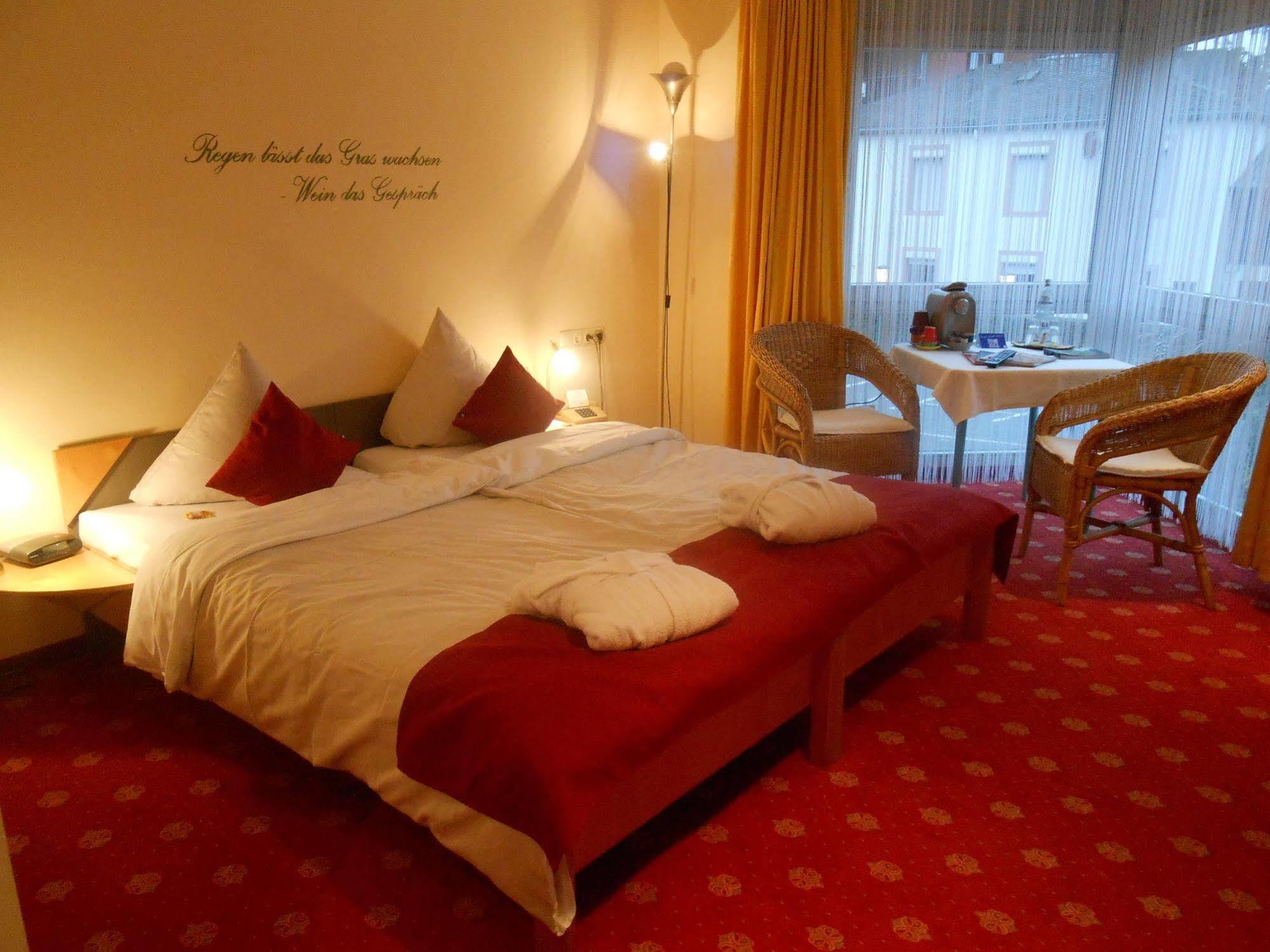 Muehlenthalers Park Hotel Konz Buitenkant foto
